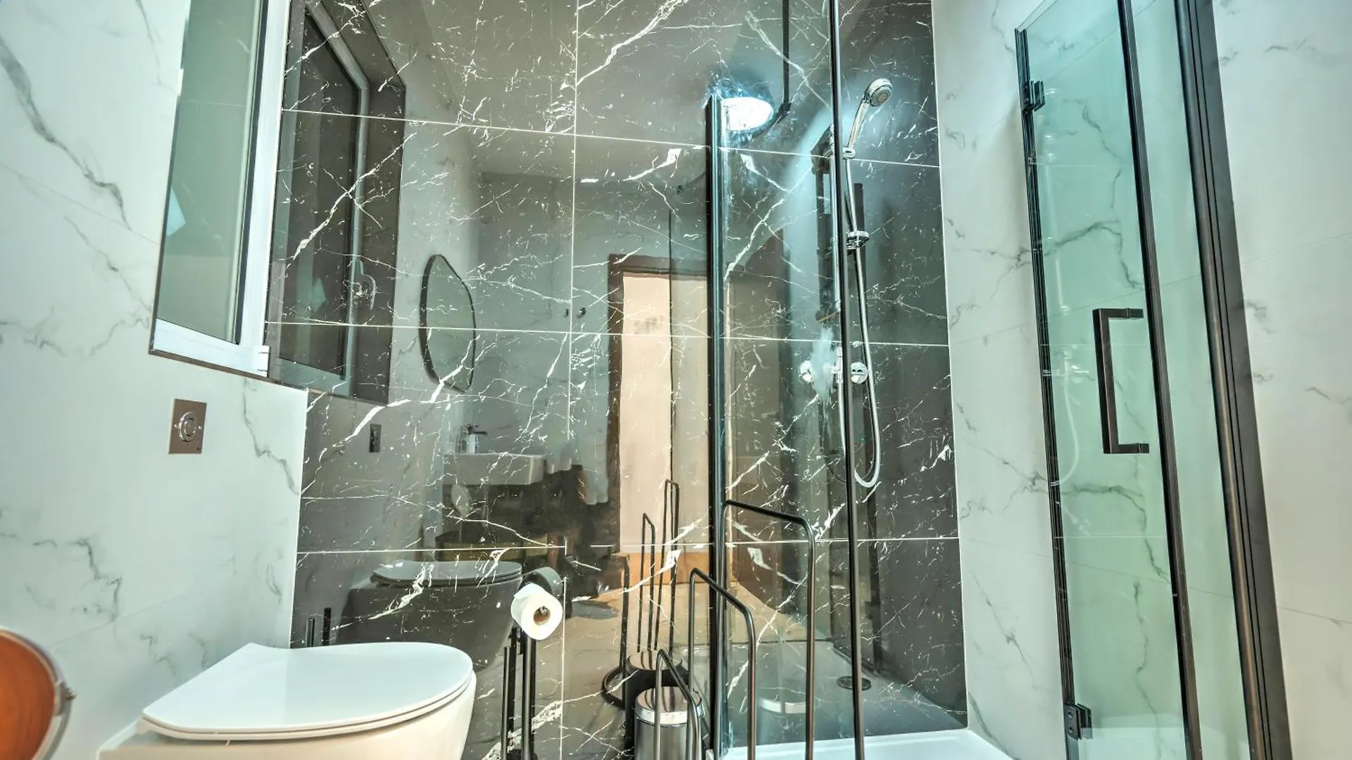 Apartment Large And Stylish 1 Bedroom 2 Bathrooms Ager1-1 Saint Julian's